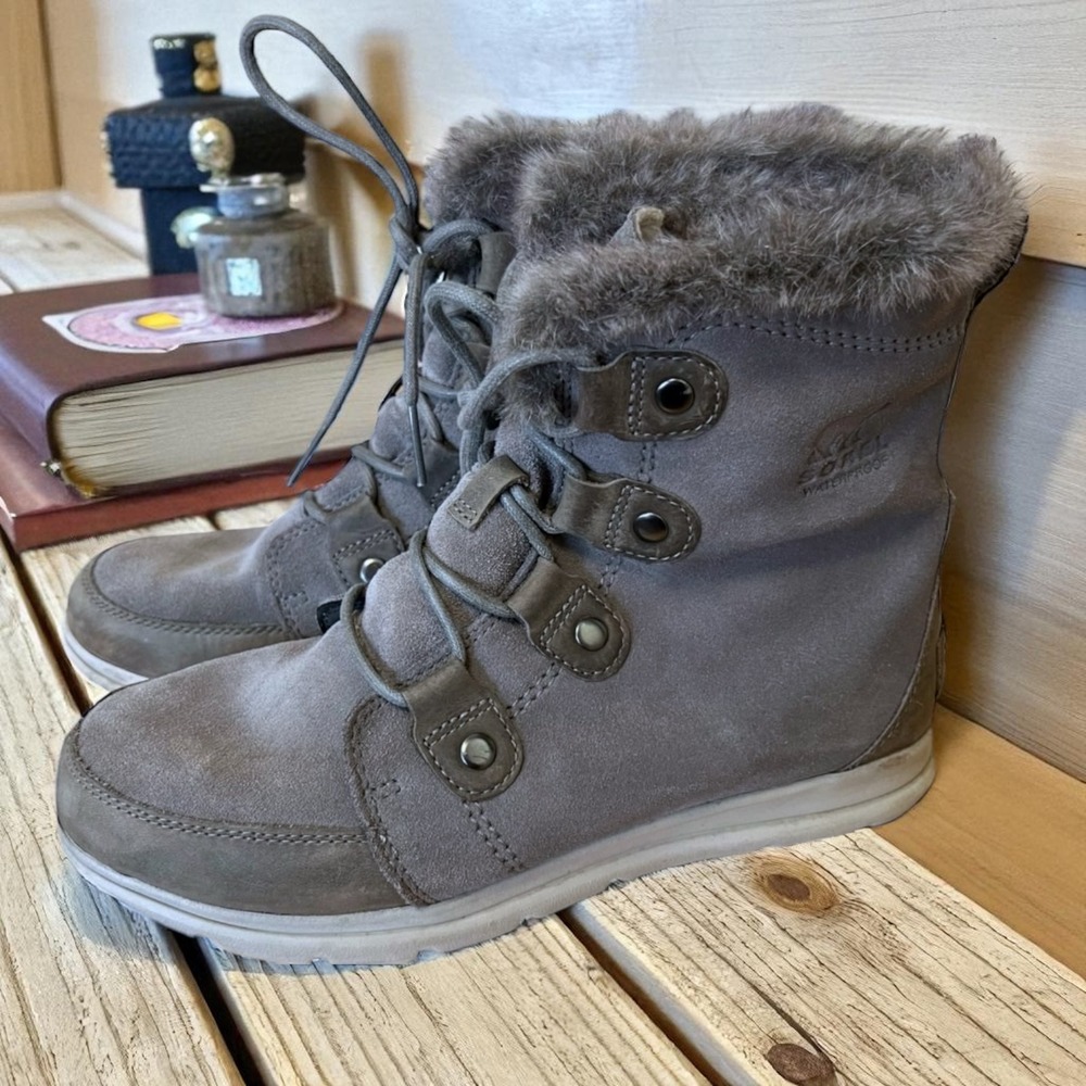 Sorel Explorer Joan Quarry Gray Suede Lace‎ Up Boots Size 10